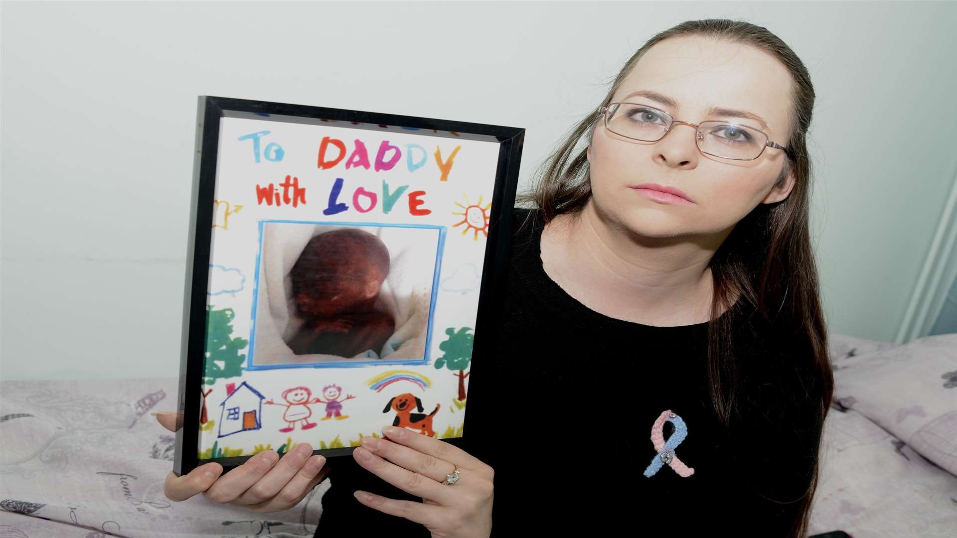 Lisa Bailey is petitioning to for babies born before 24 weeks to be given a death certificate.