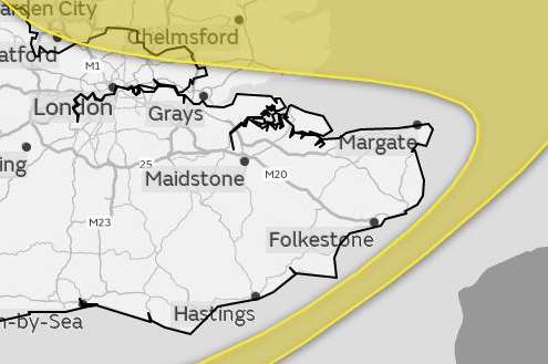 A yellow weather warning for snow now swerves Kent