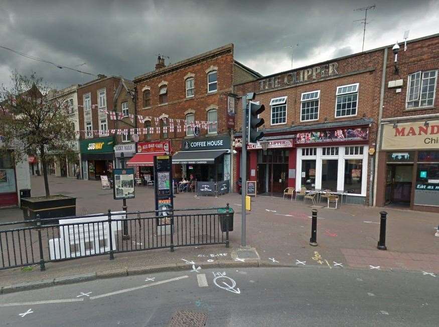 A car is alleged to have driven at pedestrians outside The Clipper Pub in Dartford following a fight which broke out inside. Photo: Google Earth