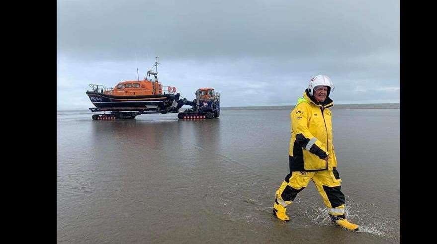 Stuart Adams with Dungeness Lifeboat: Courtesy RLNI