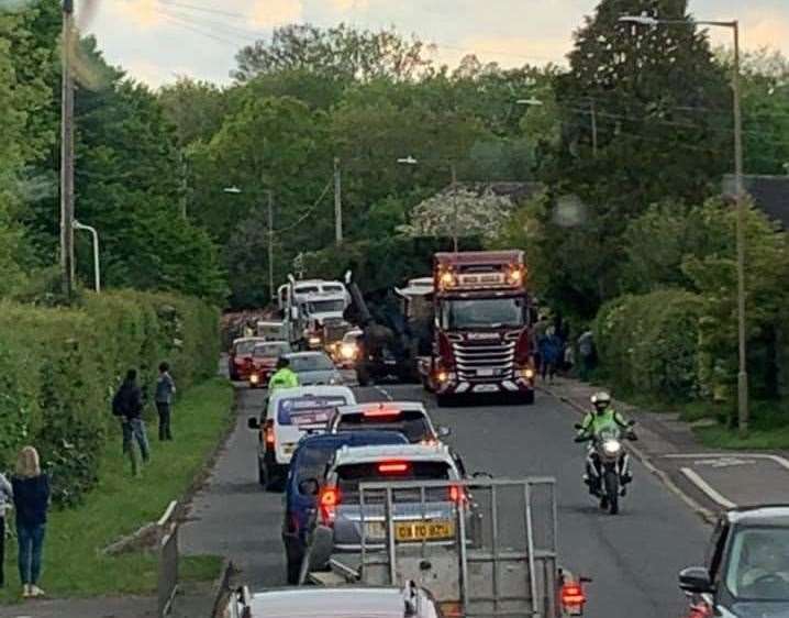 A steam traction engine blocked the road in Hildenborough when a rear wheel fell off. Picture: Jackie Nixon (47641177)