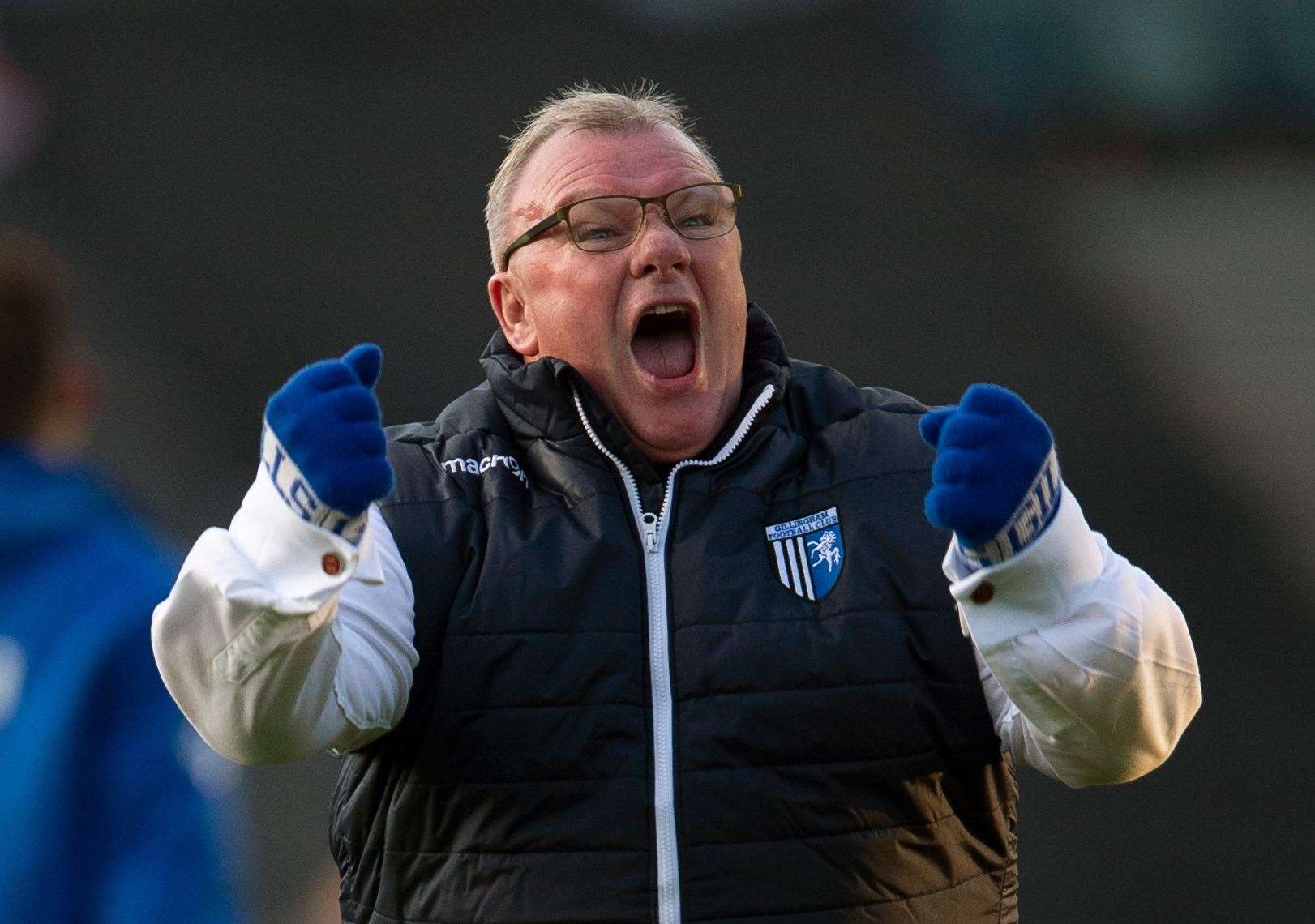 Gillingham fans will be treated to some prizes by manager Steve Evans in the next few days