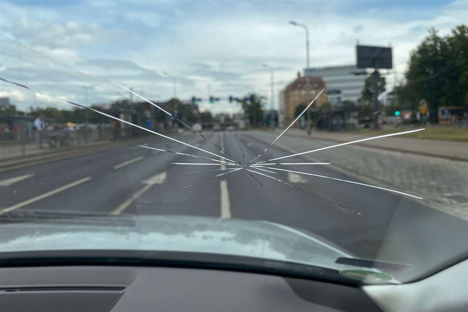 Windscreen technology may mean repairs run into hundreds of pounds. Image: iStock.