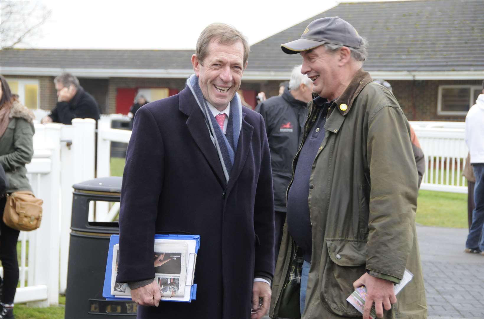 Racing commentator Derek Thompson chats to the punters. Picture: Paul Amos