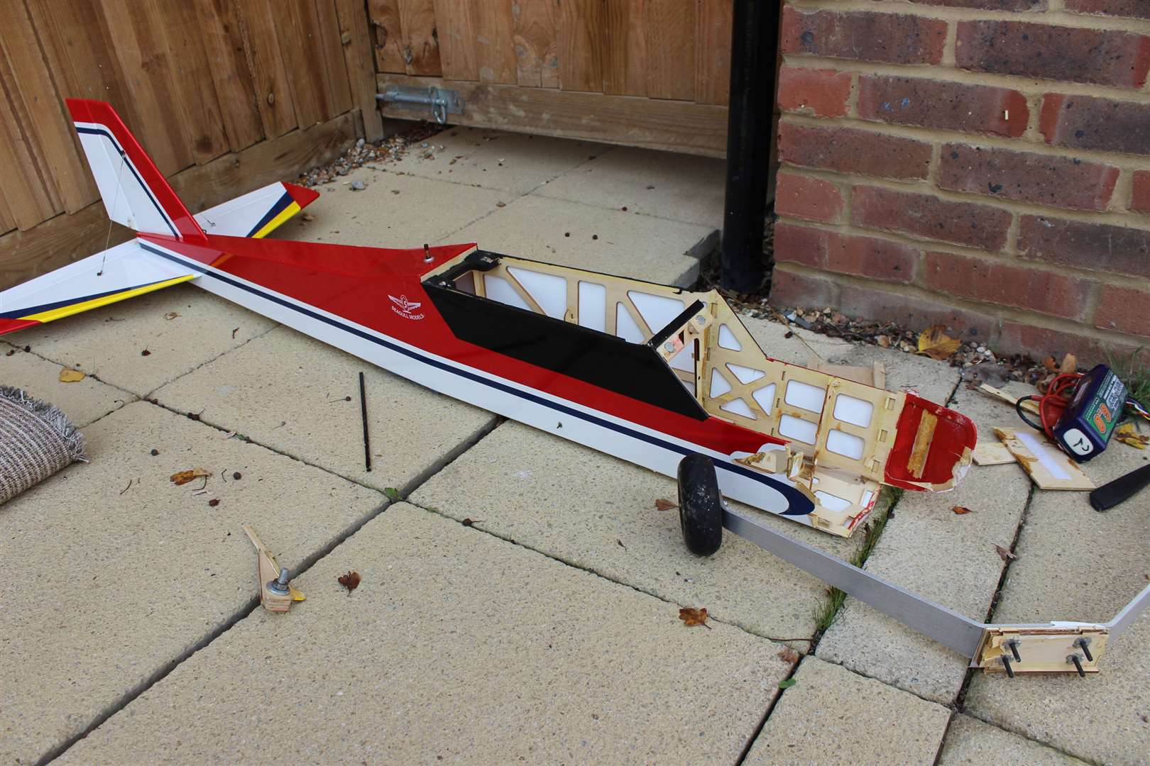 Damaged: Model plane