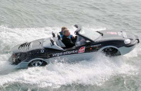 Branson on his way across the Channel this morning. EXCLUSIVE PICTURE: JILL TUTTHILL