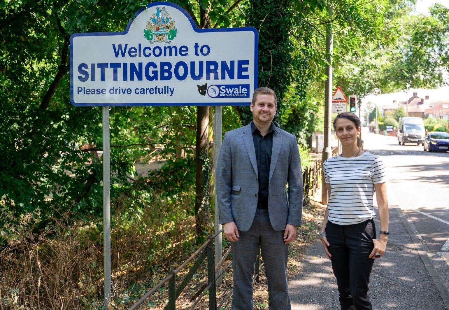 CityFibre members Ben Englefield and Anne Krausse in Sittingbourne. Picture: CityFibre