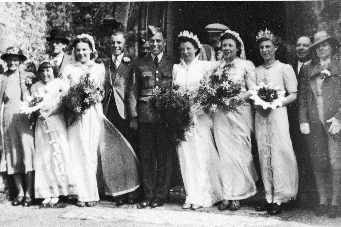 Ronald and Joan Austin on their wedding day in 1942