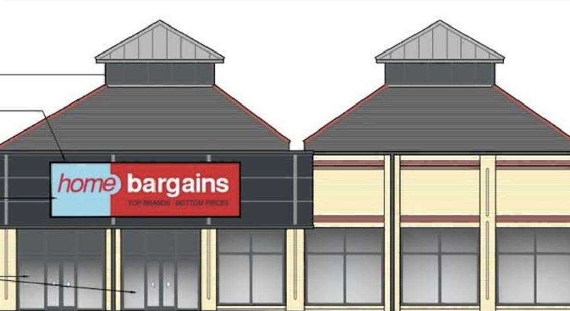 How the proposed new frontage of the Home Bargains store in Faversham would look after changes to the Morrisons supermarket are complete. Picture: Home Bargains/Swale Borough Council planning portal