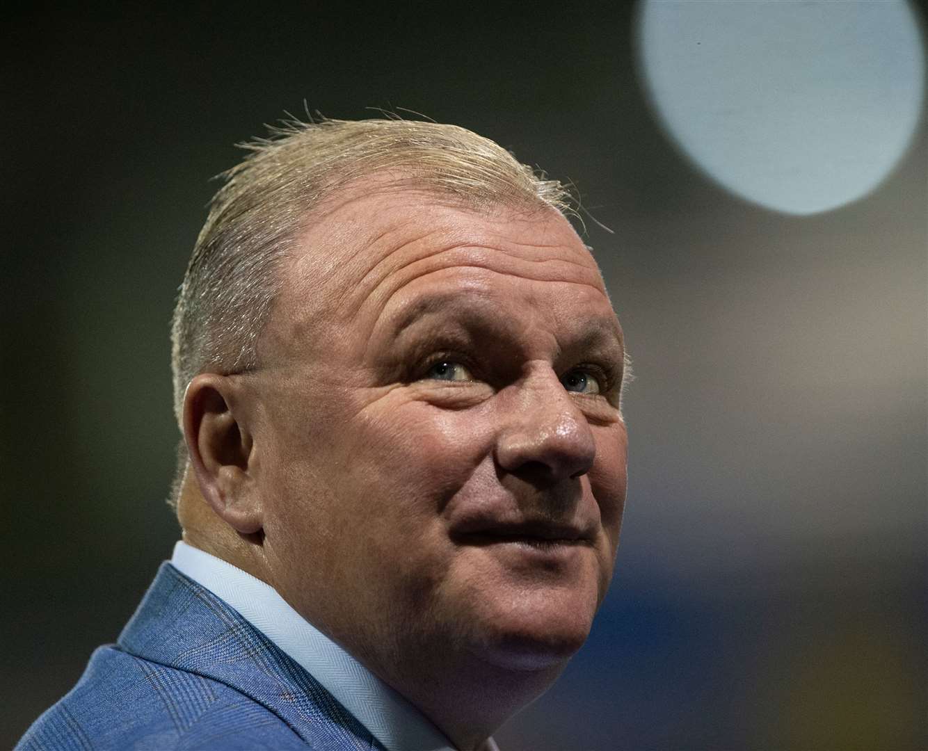 Gillingham manager Steve Evans is looking forward to facing his old mate David Moyes this weekend