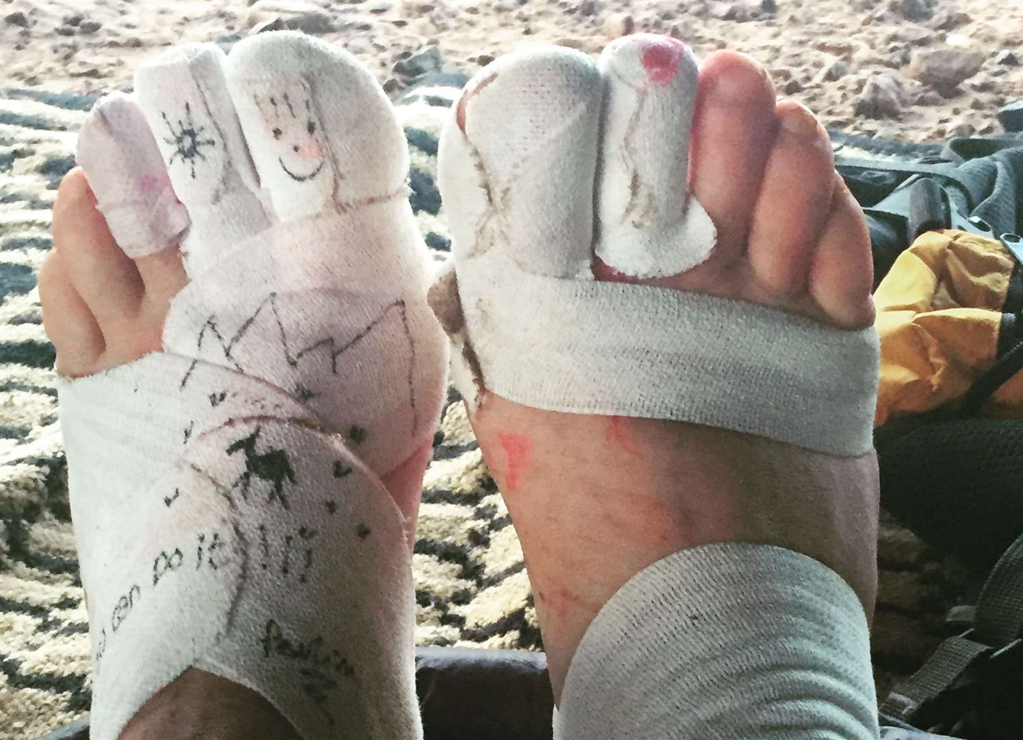 Michelle Smith's feet during the Sahara Race 2017. (8471942)