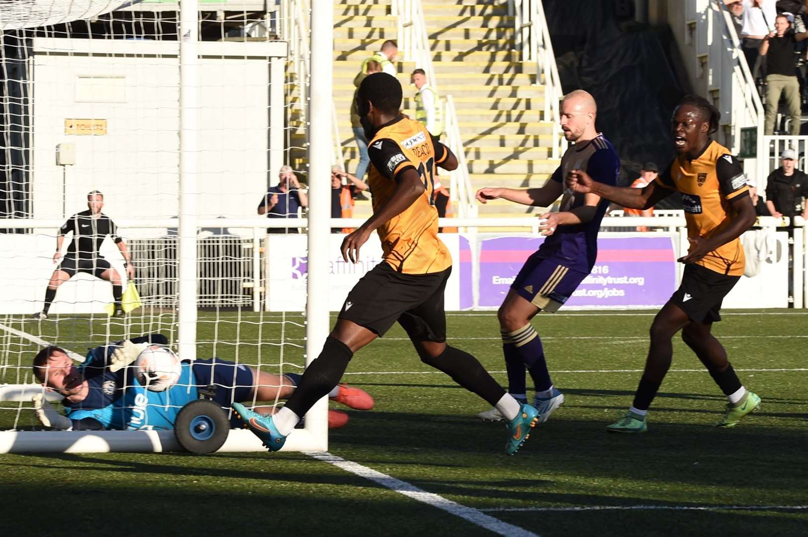 Roarie Deacon equalises in the last minute against the Shaymen. Picture: Steve Terrell
