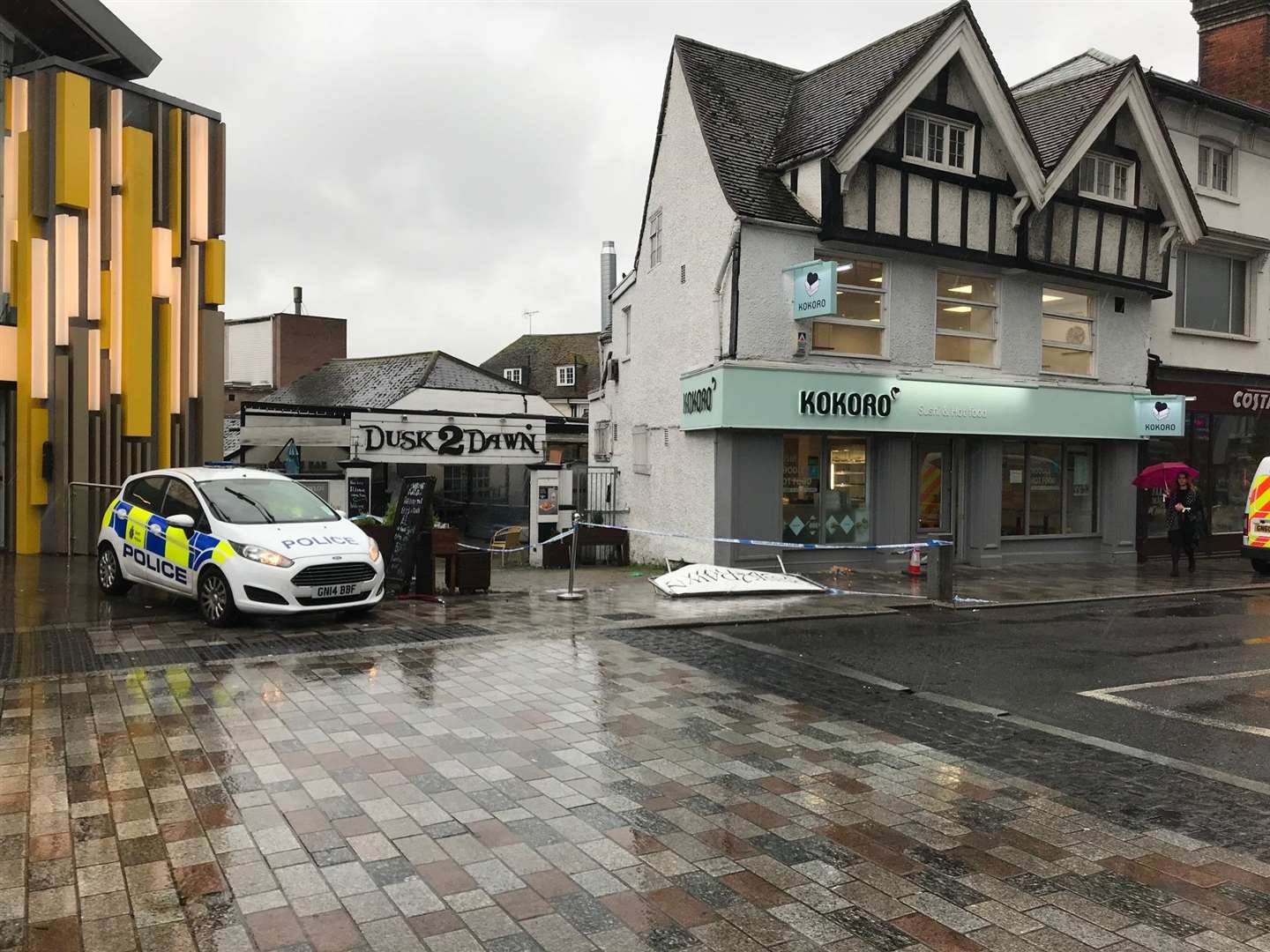Police have cordoned off the entrance to Dusk 2 Dawn in Maidstone (4334274)