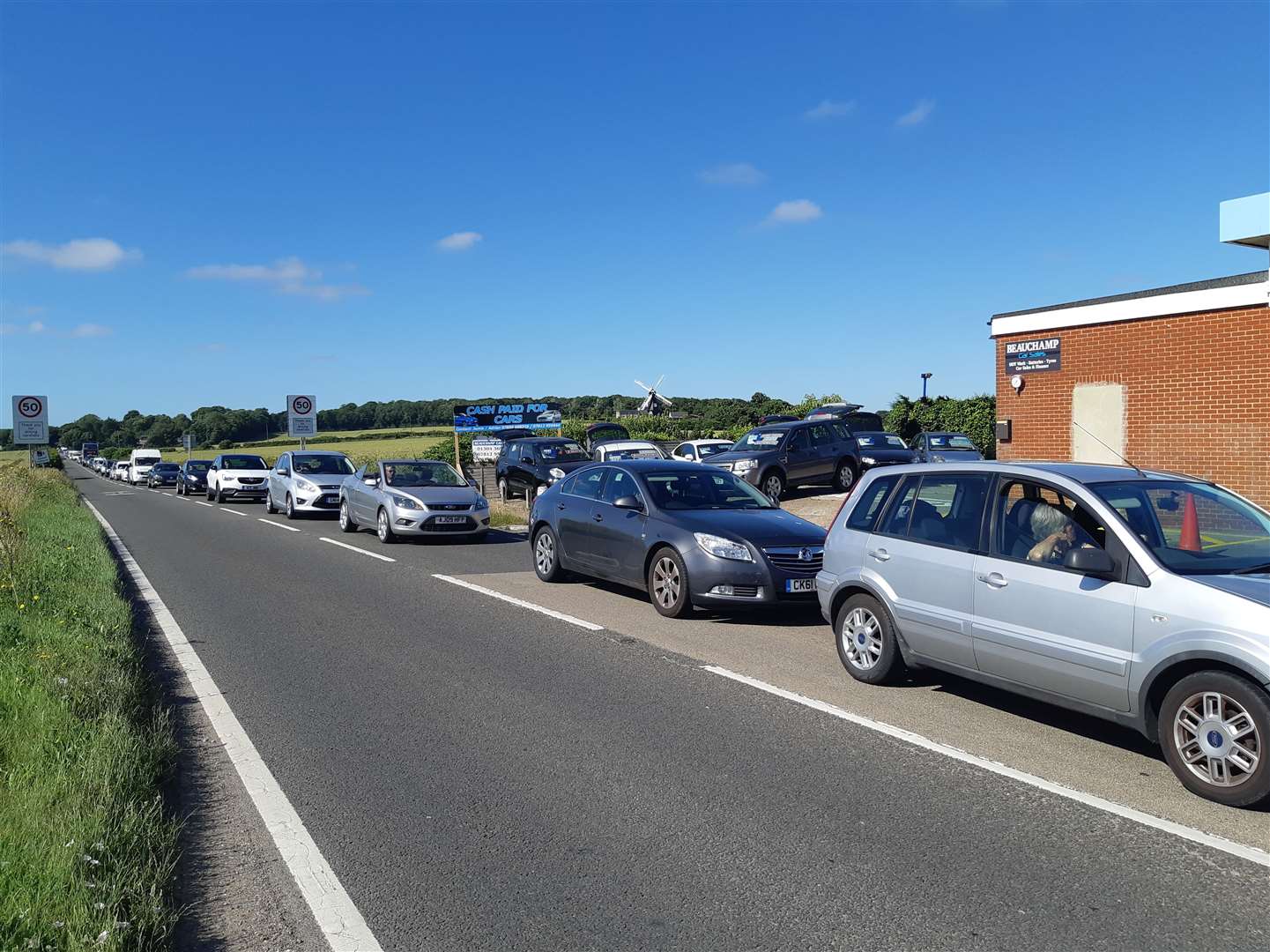 Fuming. Commuter traffic at a standstill today. Picture: Sam Lennon