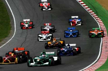Brands Hatch welcomed 72,000 fans to the first ever A1GP race