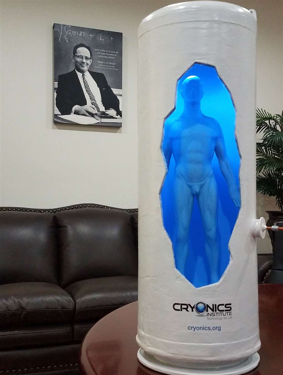 A model of the inside of a chamber at the Cryonics Institute