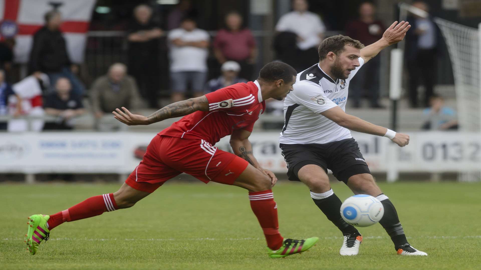 Ryan Hayes on the ball for Dartford against Hungerford Picture: Andy Payton