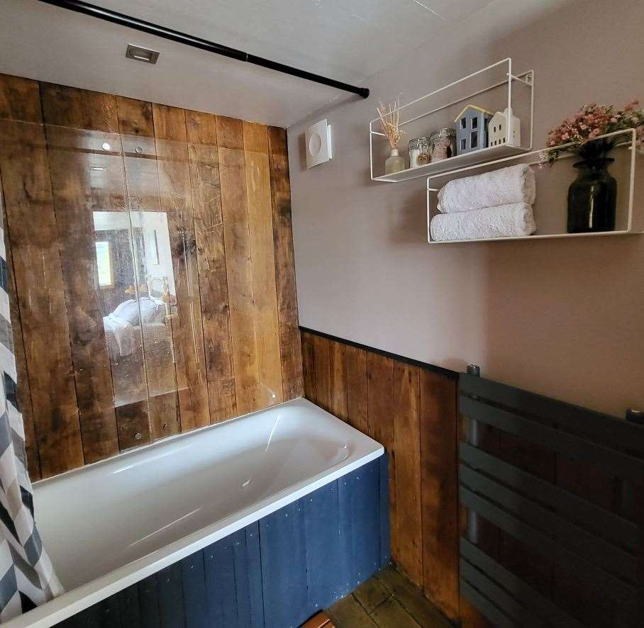 Nautically-themed cabins have ensuite bathrooms
