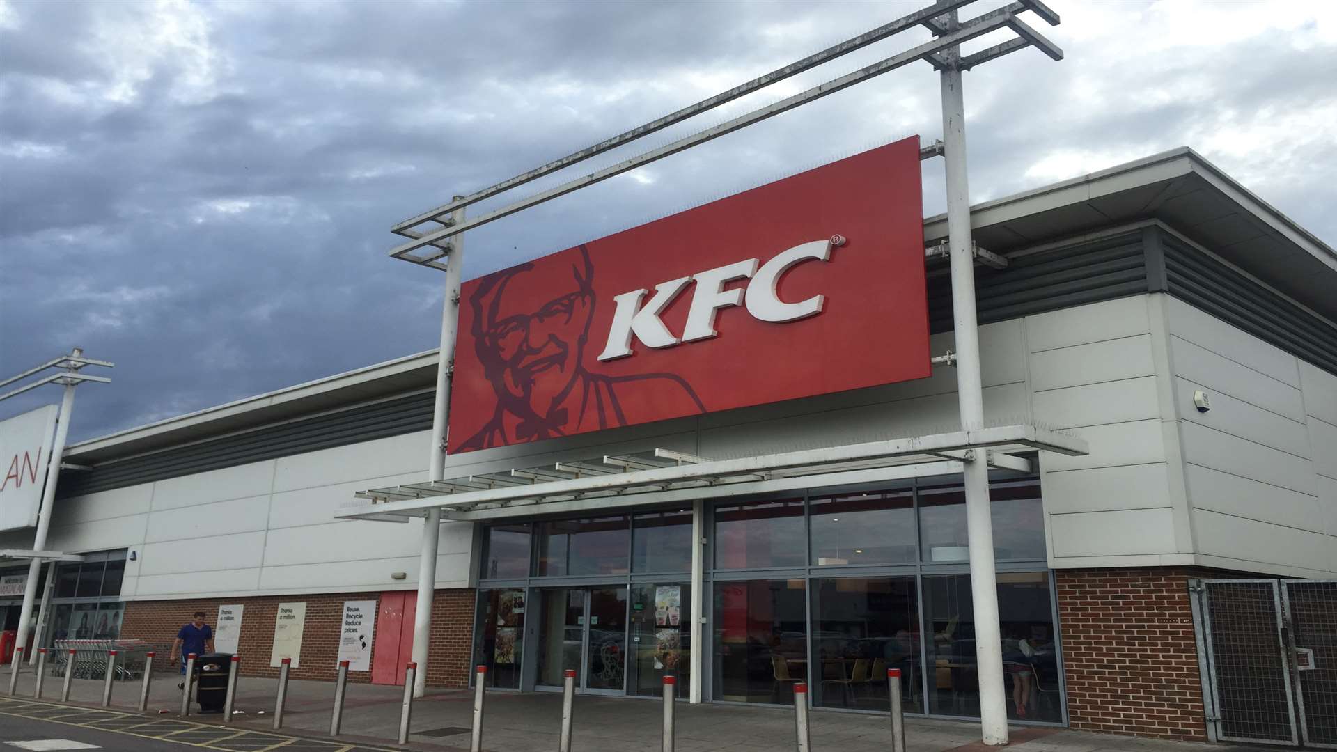 KFC at Strood Retail Park in Commercial Road