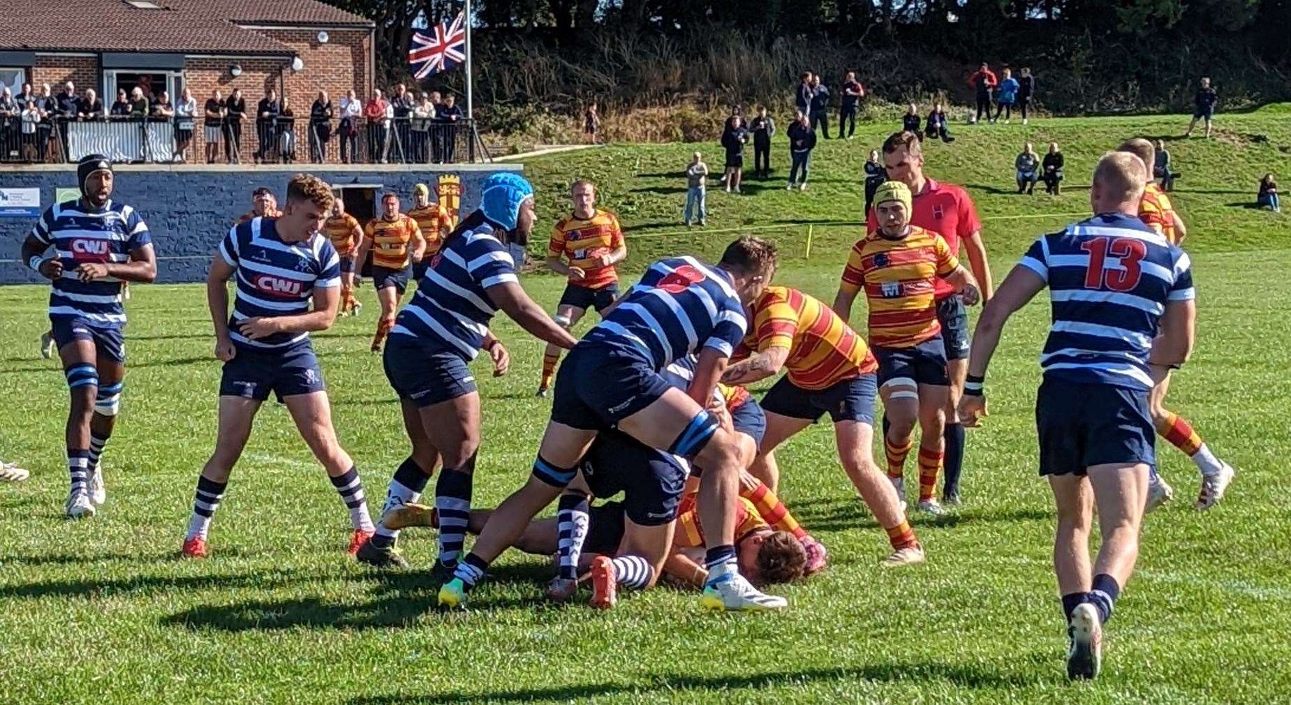 Medway get stuck in against Westcombe Park