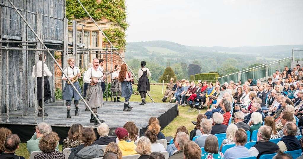 Performed as a touring production would have been staged 400 years ago, the plays feature a stripped back booth stage, and a small, versatile troupe of actors.