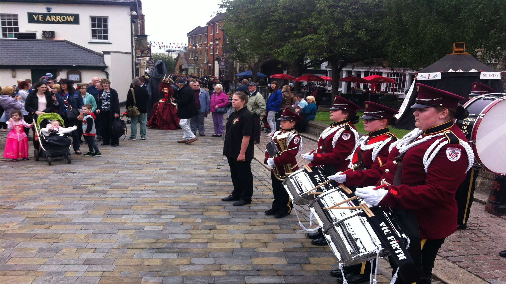 Hornchurch Drum and Trumpet Corps entertaining crowds