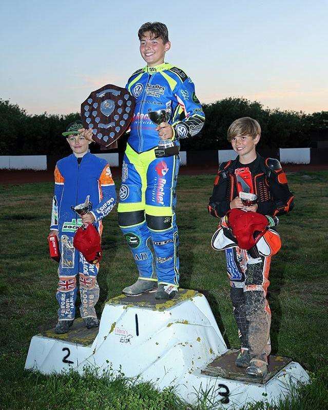 Archie Wareham wins the Jack Whichello Memorial Shield, with Jamie Etherington in second and Harry Cunningham in third. Photo: Garry Shorter (2450978)