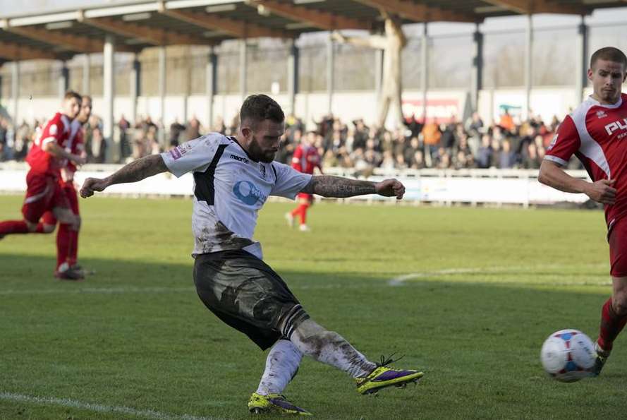 Adam Birchall crosses against Welling on Boxing Day (Pic: Andy Payton)