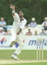 ALAMGIR SHERIYAR: Signed two-year contract. Picture: WORCESTER EVENING NEWS