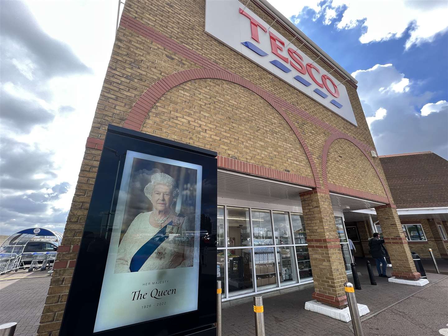 A tribute to the Queen at Tesco in Sheerness