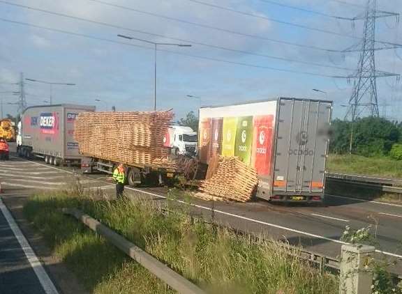 A lorry after the crash. Pictures: @Kent_999s