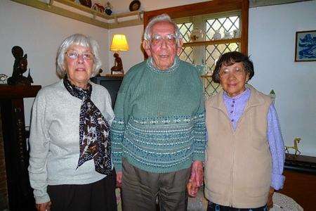 Beryl Martin reunited with her first boyfriend Les Hogan and his wife Loy.