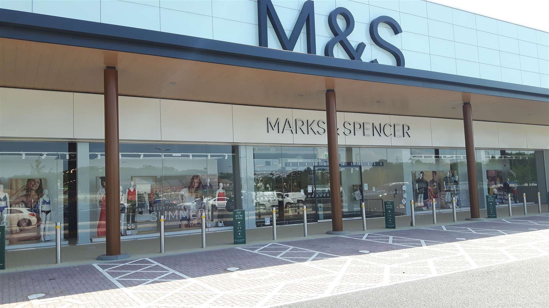 The frontage of the M&S store at Eclipse Park