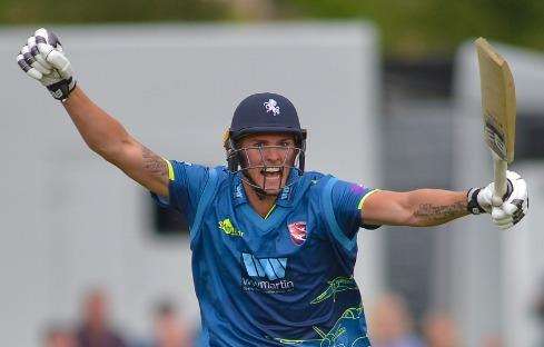 Harry Podmore celebrates hitting the winning runs against Worcestershire in the Royal London One-Day Cup semi-final. Picture: Ady Kerry