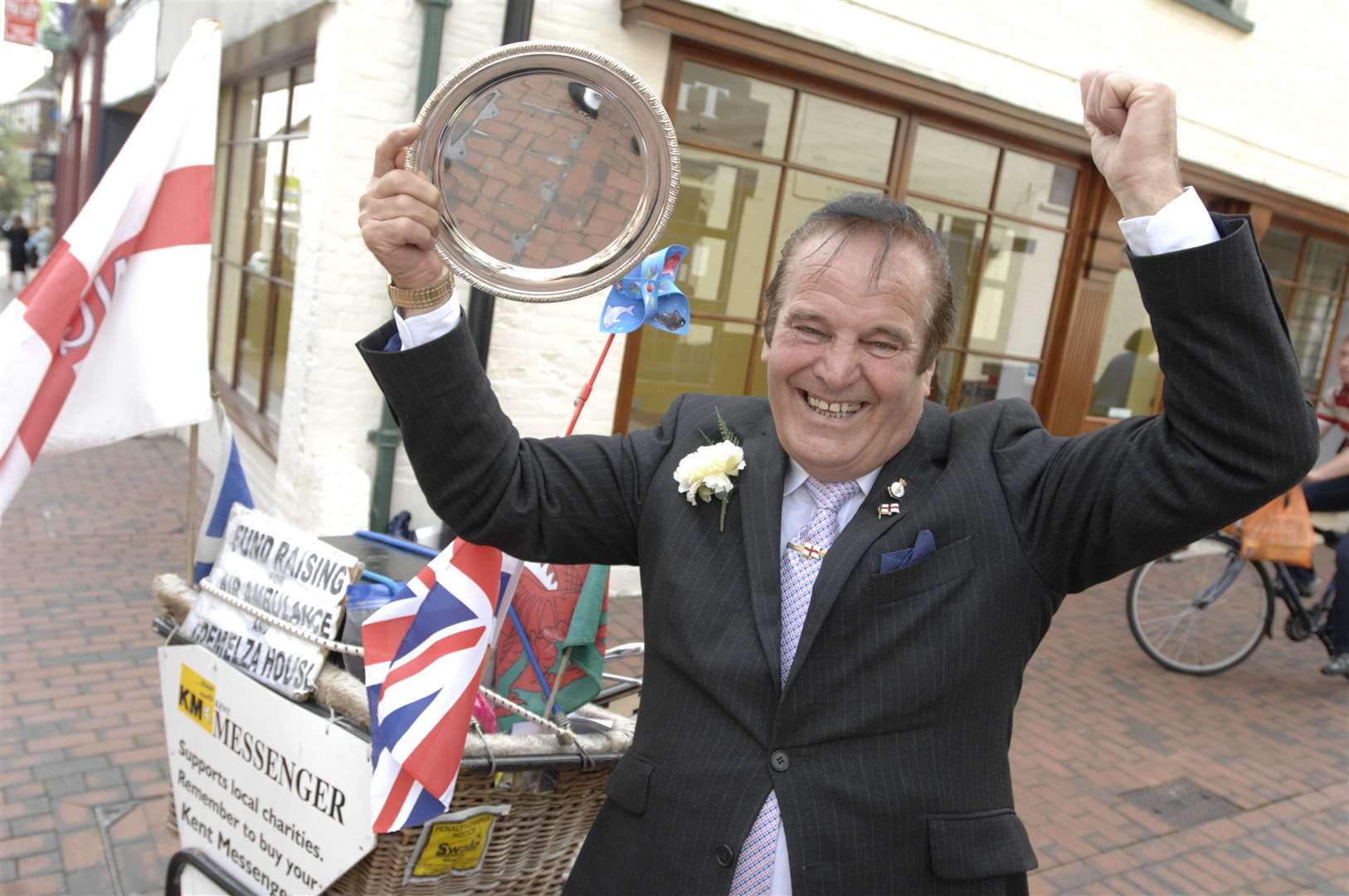Dale with a plate he received after reaching £200k in 2007