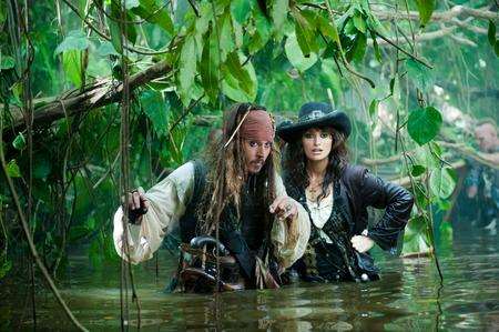 Captain Jack (Johnny Depp) and Angelica (Penelope Cruz) in Pirates Of The Caribbean: On Stranger Tides.
