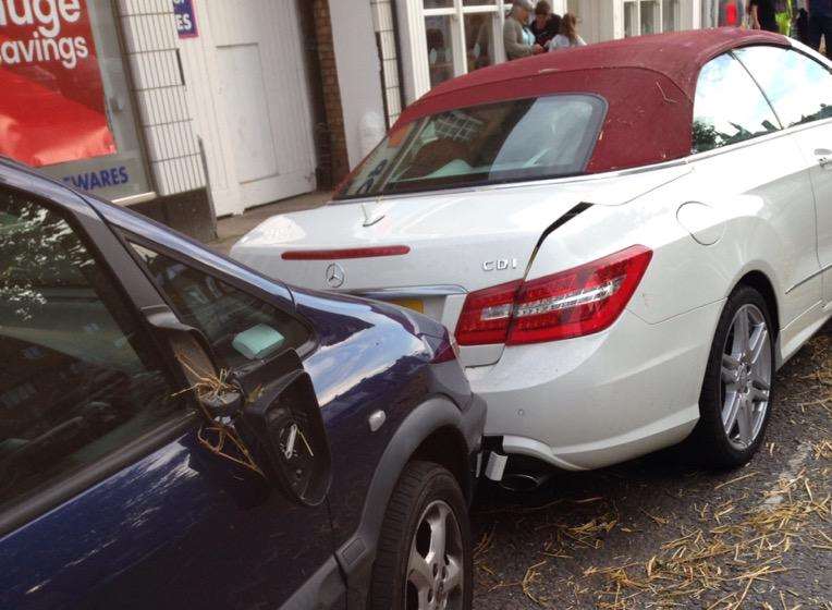 Several cars were damaged. Picture: @TenterdenTown
