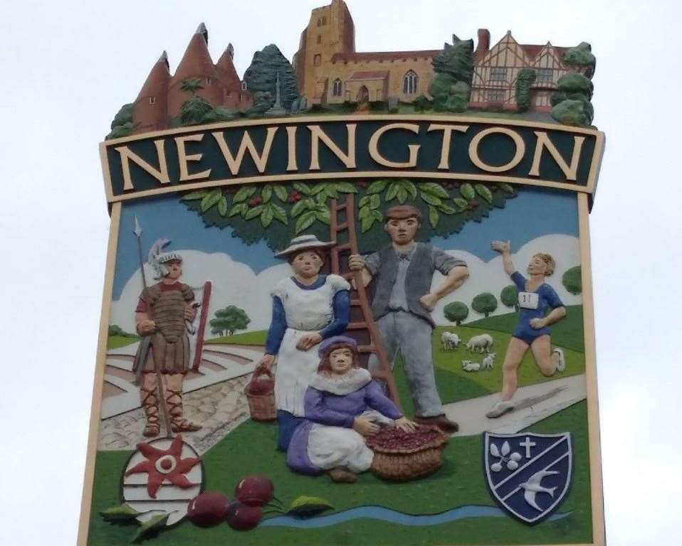 Newington village sign