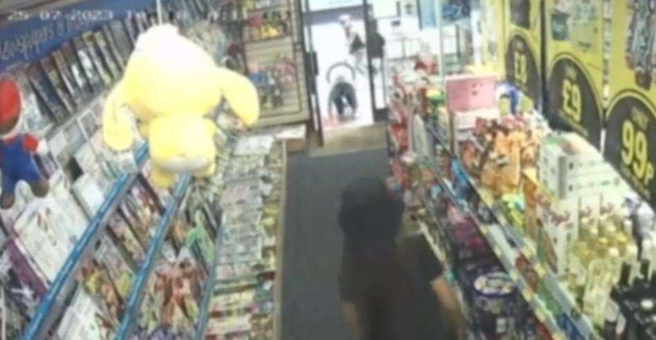 Theives caught on CCTV in Fitch's, Sheerness
