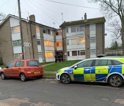 A police presence was spotted at a block of flats in Nettlefield, Kennington
