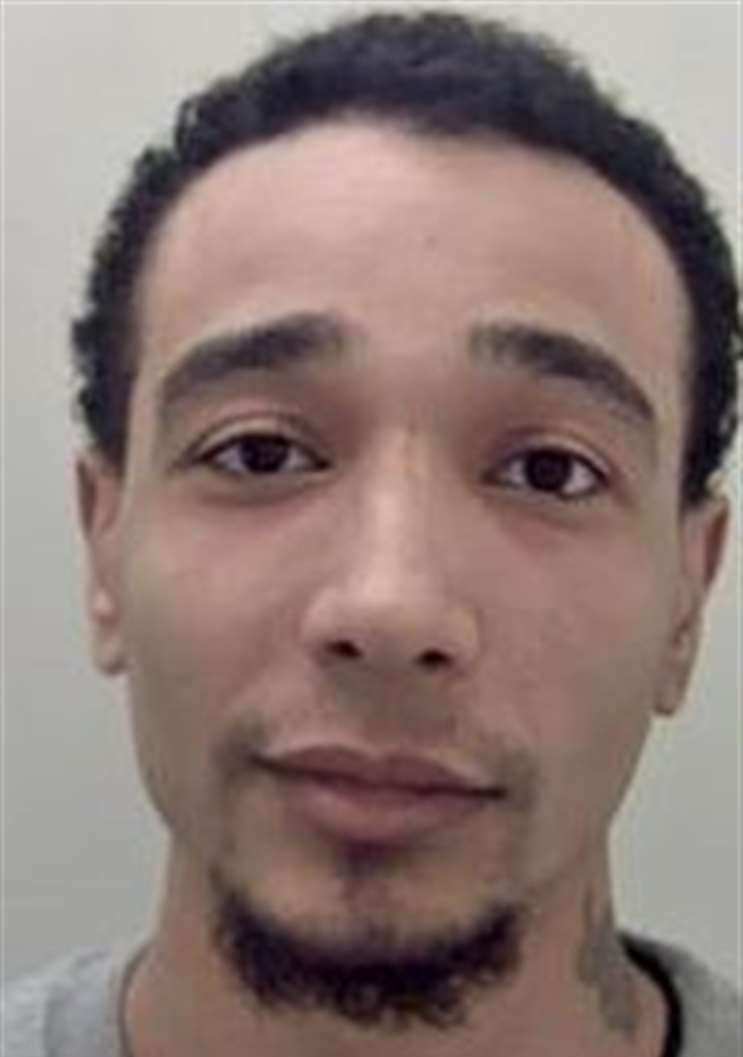 A body has been found in the seasrch for Tashan Larmond, from Gravesend (46376841)