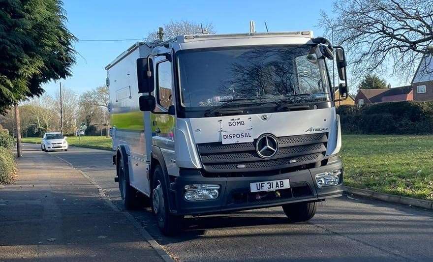 A bomb disposal truck has been pictured in Sutton Road, Maidstone