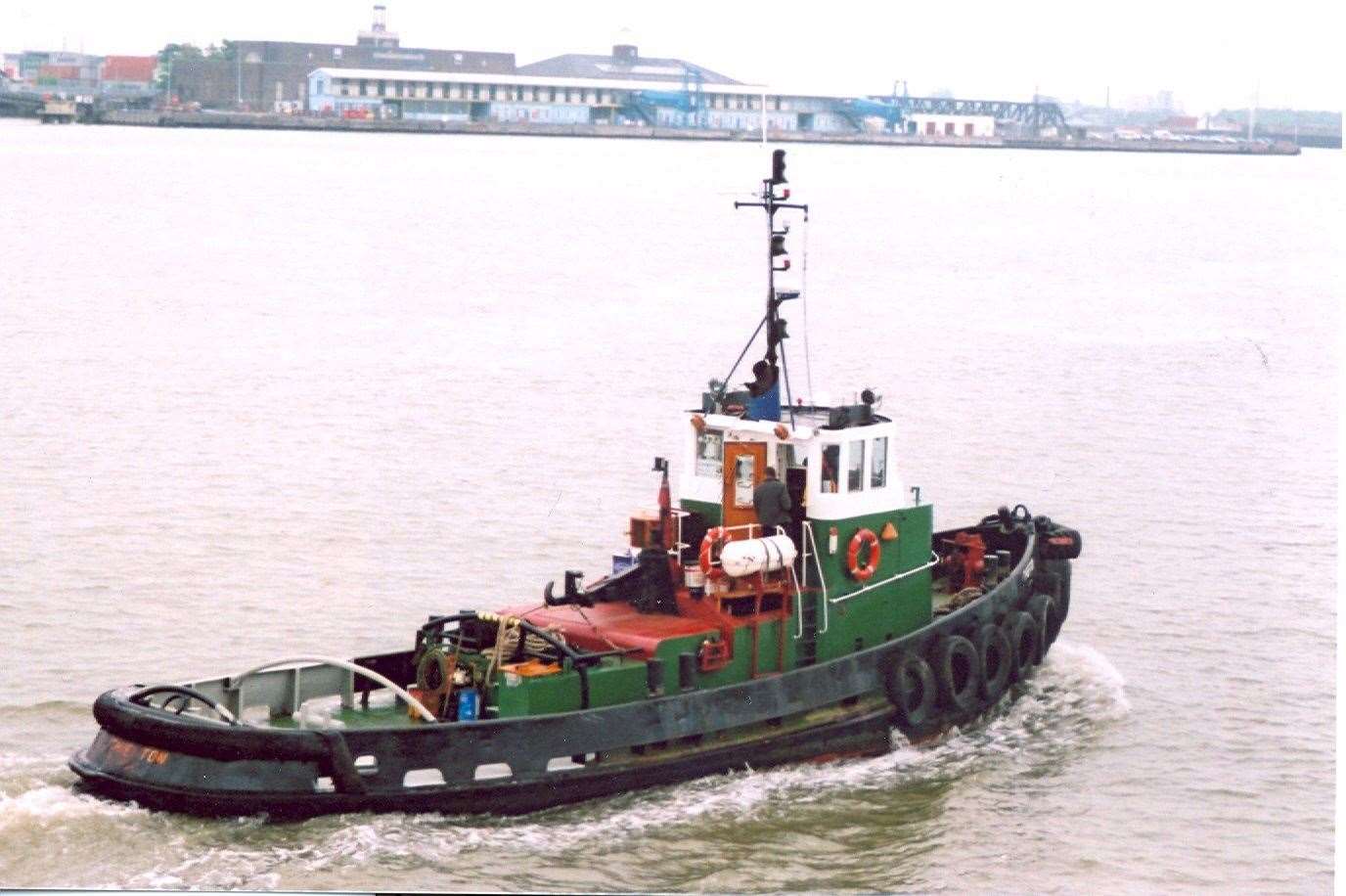Darren Lacey died after the Chiefton tug sunk in the River Thames in 2011