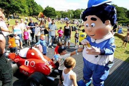 Big Chris and Roary the Racing Car will be at the Red Bull Pro Nationals