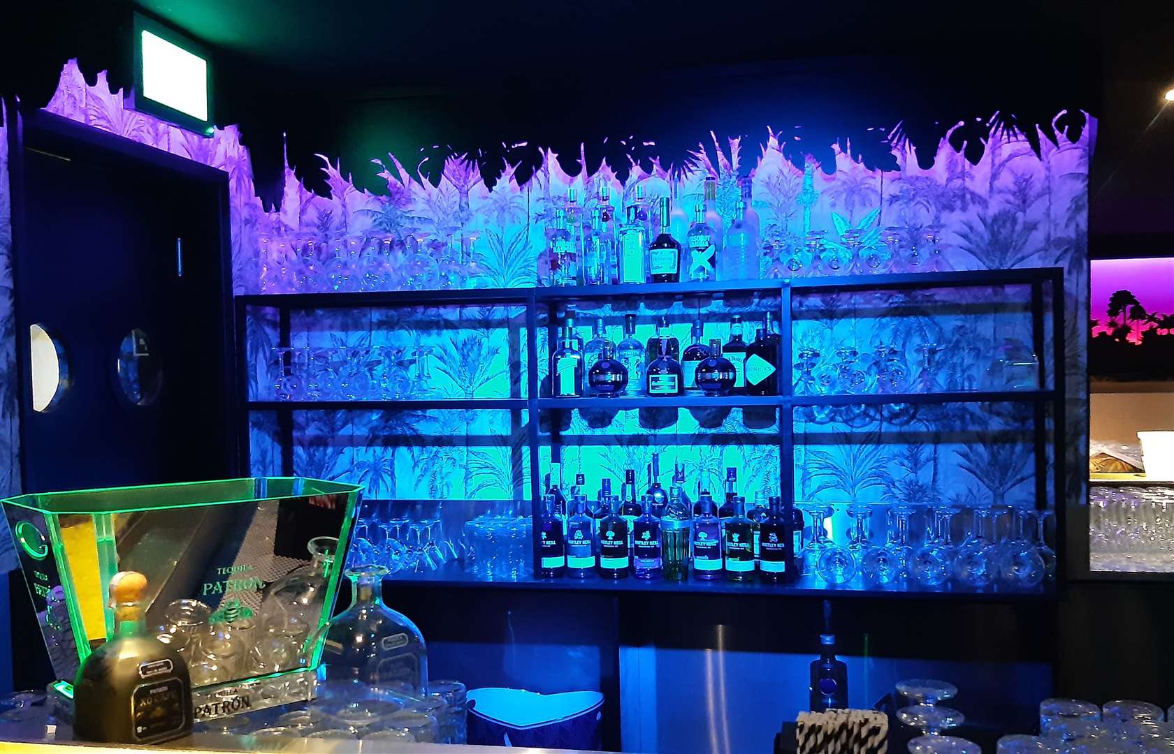 The bar at Palms Boutique Nightclub