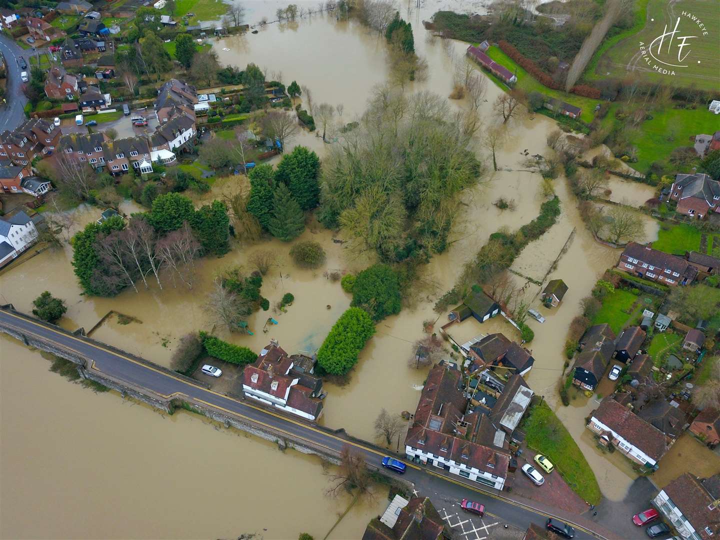 Aerial images show the extent of flooding in Yalding. Pic: Hawkeye Aerial Media (Twitter: @Hawkeye3185) (24843553)