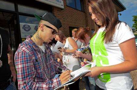 Dappy from hip-hop group N-Dubz visits Medway House