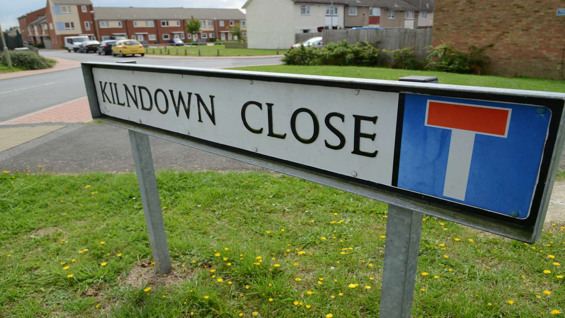 Bedford chased the two bailiffs into the street near his home in Kilndown Close, Stanhope