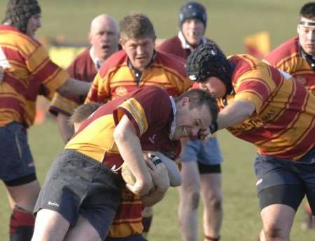 Medway, hoops, try to get to grips with Dartfordians on Saturday