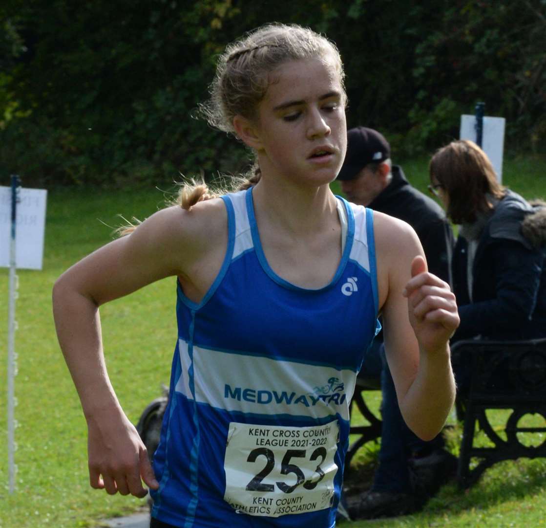 Gabriella Horne was ninth for MedwayTri in the under-15 girls' race. Picture: Chris Davey (52347947)